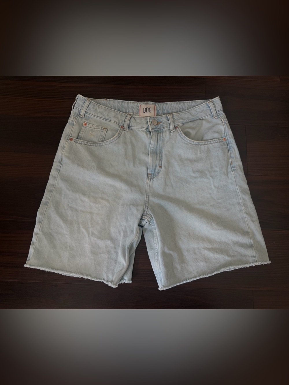 BDG Tori Mid Rise Cutoff Jort - Size 31